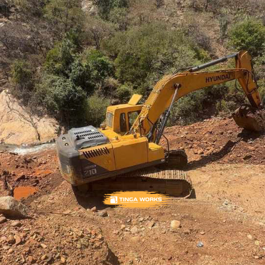 2019 Hyundai excavator 20tON For Sale Kenya
